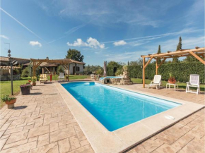 Holiday home Manziana 88 with Outdoor Swimmingpool Canale Monterano